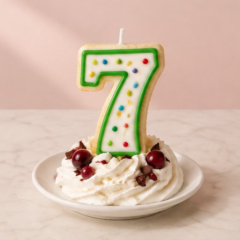 Свеча -цифра "7" 7,6см